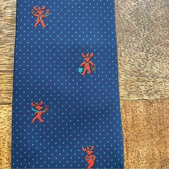 Vintage skinny red devil neck tie - Picture 3 of 4